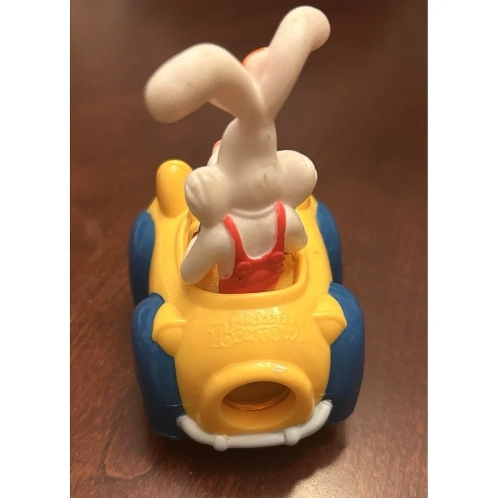 Vintage‎ Disney Who Framed Roger Rabbit In Car Benny The Cab Amblin 2.75